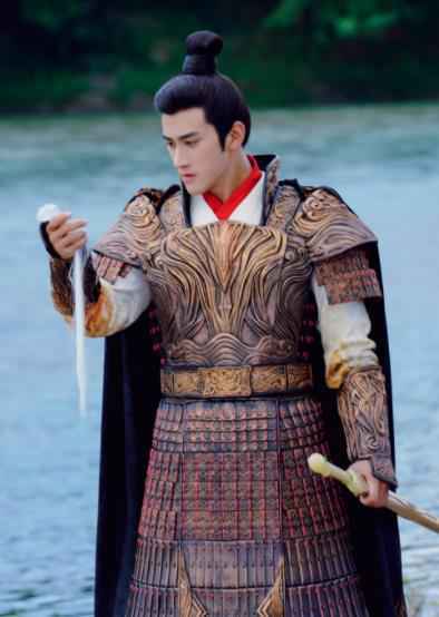 李治廷主演电视剧《白发》热播 无忧跌宕人生再遇波折