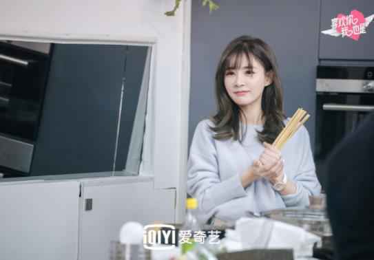 《喜欢你我也是》董浩然深夜嚎啕大哭 周海涛杨倩倩甜蜜升级