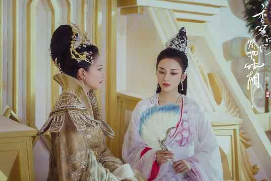 《香蜜沉沉烬如霜》收视持续第一 杨紫邓伦喜提“灵芝吻”