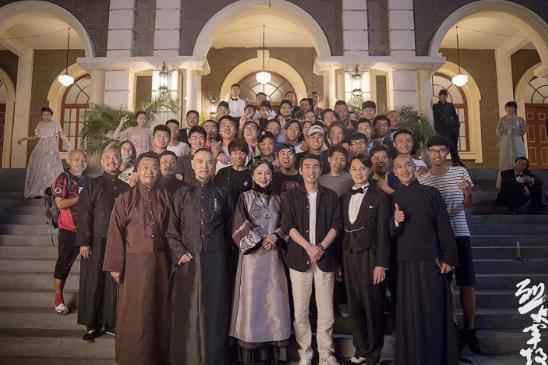 《烈火军校》杀青 白鹿许凯李程彬感恩军校磨砺