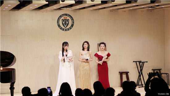 “未来之音”师生新春音乐会《春有百花》是由谁演唱的？