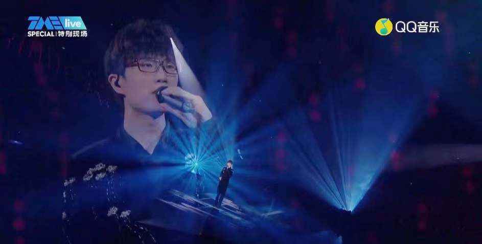 许嵩献唱建党100周年青春歌会 一曲《燕归巢》致敬百年征程