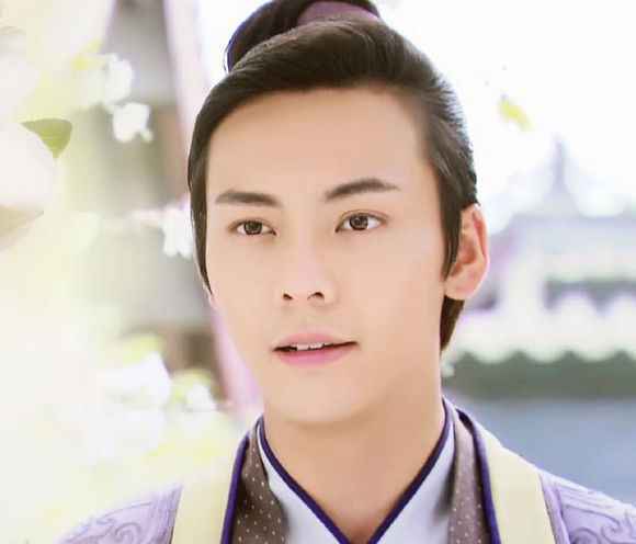 陈伟霆他的眼神里有千万日月星辰(组图)