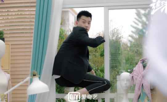 《追球》大反转！卜冠今李艺彤遭闺蜜插刀 范世錡爬窗见岳父