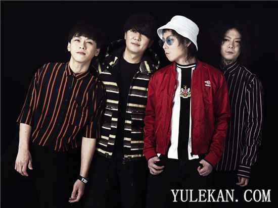 《寄往天堂的情书》由谁演唱的？讲述了什么？