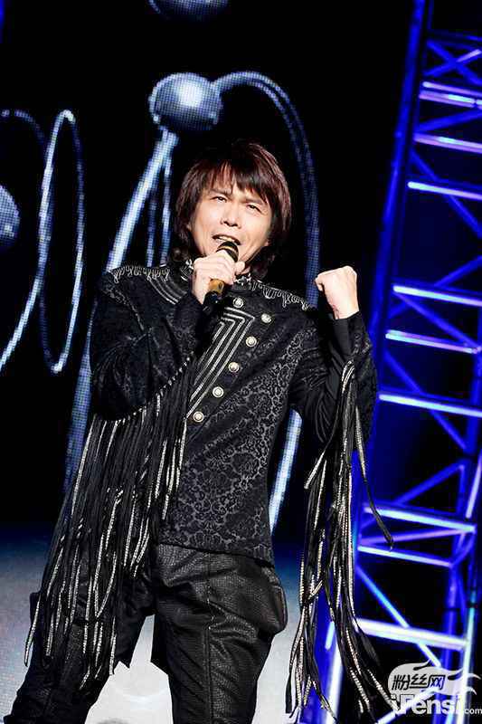 伍佰 China Blue 4举办国语经典专场