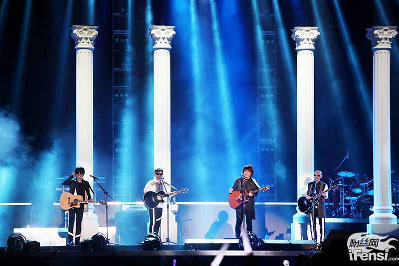 伍佰 China Blue 4举办国语经典专场