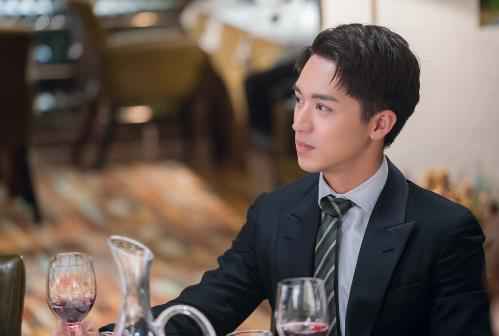 许魏洲《爱情进化论》今晚回国 回忆中的男神即将上线