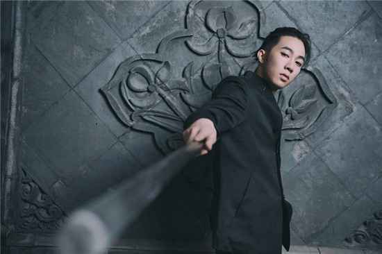 《本周主打星》木及少年李东山新歌《再见失恋》独家专访 展新式态度