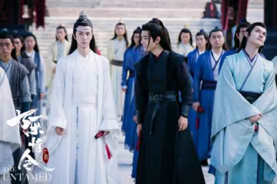 《陈情令》曝最新花絮照 肖战王一博配合默契网友直呼我可以