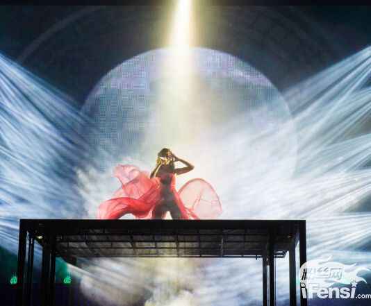 邓紫棋X.X.X.LIVE内地巡演北京完美收官