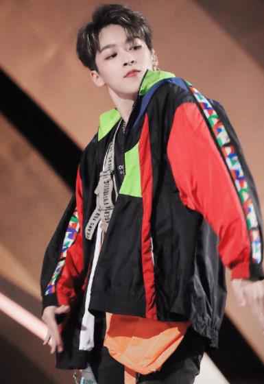 《创造营2019》决赛之夜R1SE成团 何洛洛第二名高位出道