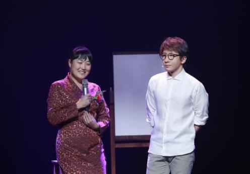 刘谦登央视《春华秋实》教师节晚会 创新魔术思维引惊喜