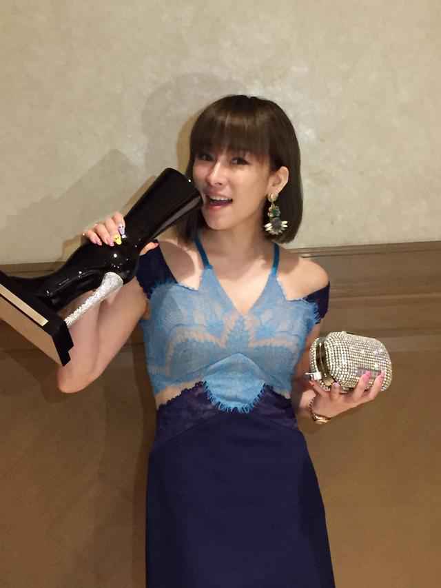 温岚庆生蒋卓嘉现身 期许九月份专辑亚洲大卖