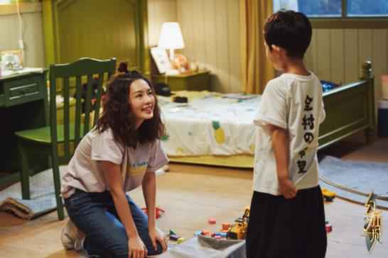 《幻乐之城》李沁另类视角新挑战 杜淳震撼打造外太空奇遇记