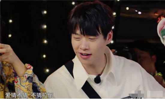 大菲哥你也太真了点 和魏大勋抬杠，向杨千嬅摆臭脸，