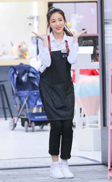 《心动的味道·厨语》刘也练就实力推销技能 许愿官集体舞抢眼十足