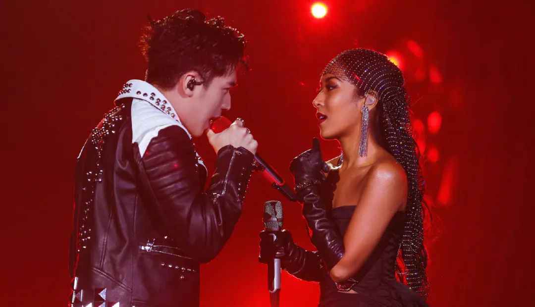 《歌手》华晨宇成歌王悬念不大，但为何周深米希亚第一轮就出局？