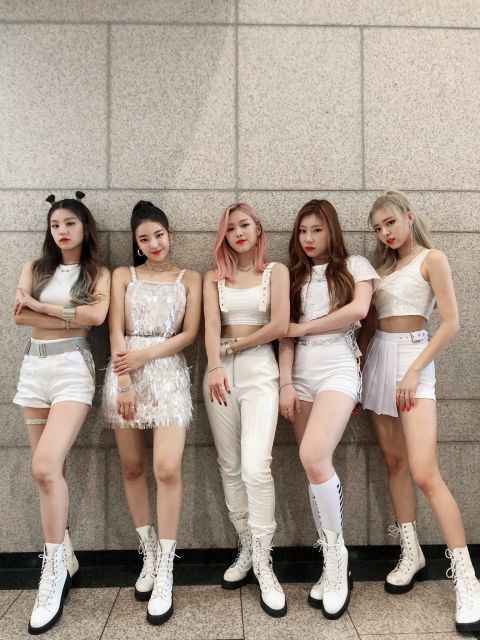 不愧是最强新人！ITZY 本次回归已累积 12 座奖杯