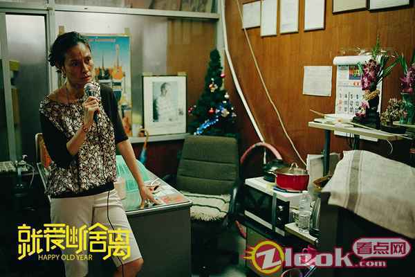 女主母亲倾情演唱泰语版九十九朵玫瑰 《就爱断舍离》曝推广曲《我看见 如果说》 与过往断舍离“既难放也难忘”