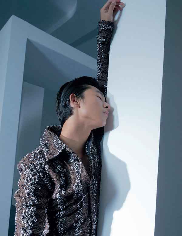 张宥浩 | 该拍戏拍戏，该瘫着瘫着