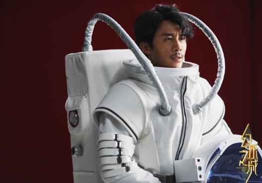 《幻乐之城》迪玛希自曝妈妈不让接吻 书桓尔豪重聚杜飞点赞