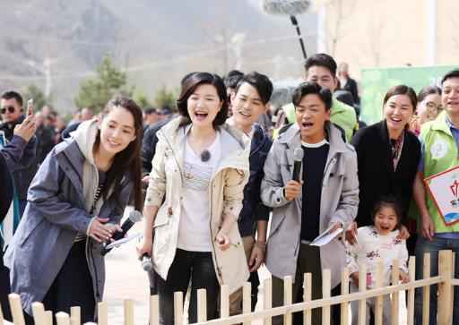 《我们在行动》促成合作社搭建产业桥梁 “民俗旅游”订货会再创百万记录