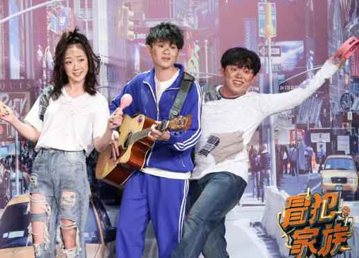 老板都是吸血鬼？《冒犯家族》吴镇宇开炮diss全场