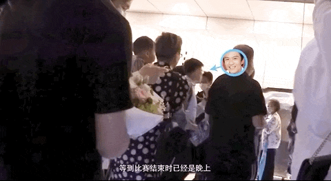 孙俪带小花妹妹参加比赛