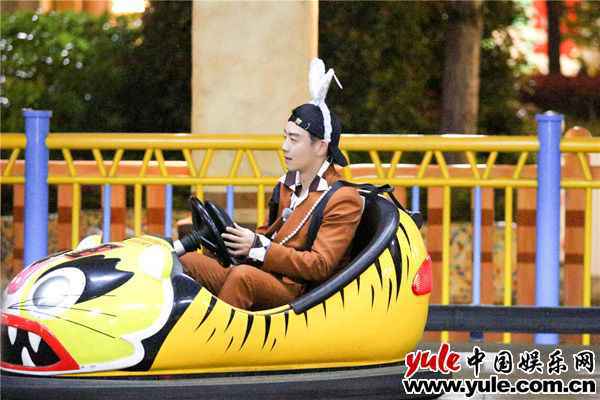 《奔跑吧9》探索“欲望口袋”中的秘密，“点石成金”揭示人生哲理引共鸣