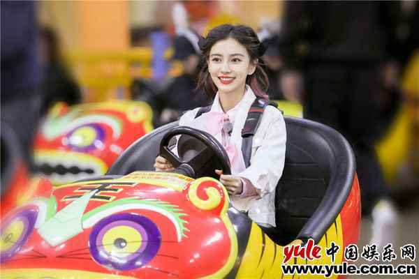 《奔跑吧9》探索“欲望口袋”中的秘密，“点石成金”揭示人生哲理引共鸣