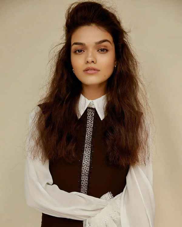 瑞秋·泽格勒 迪士尼真人版《白雪公主》主演定为混血演员瑞秋齐格勒 她刚主演了新版《西区故事》