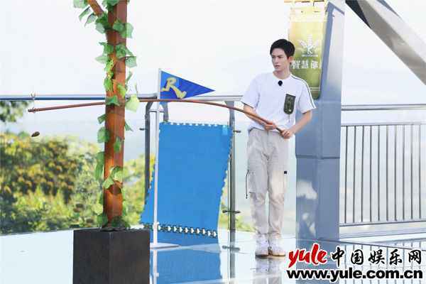 《奔跑吧9》开启“粮食保卫战”，智慧与力量展开较量