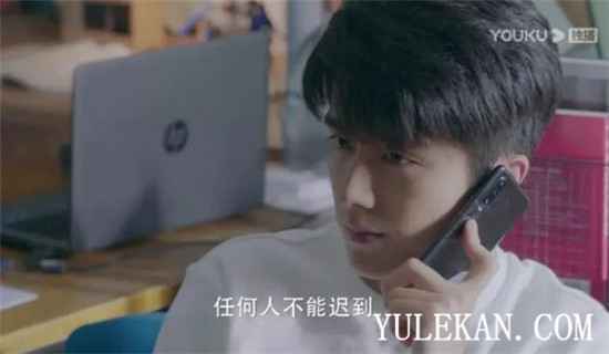 《冰糖炖雪梨》和《香蜜》有哪些相似之处？两者有什么关系？