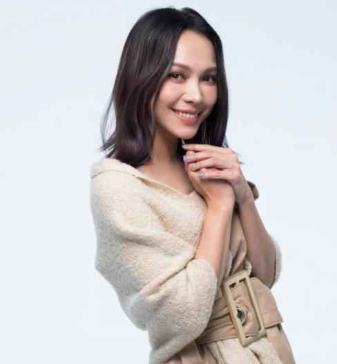 林采欣正式加盟华纳音乐 新单曲《鲸落》即将发布