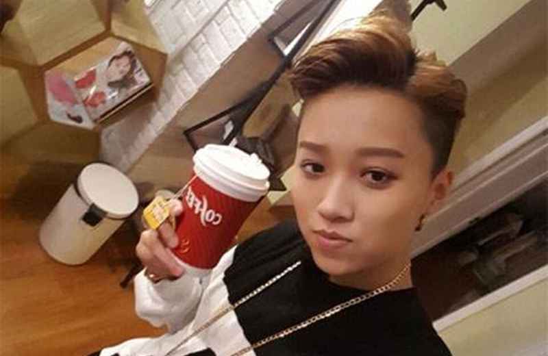 《青你2》刘雨昕旧照晒出，粉丝力挺idol，只是变白变瘦了而已