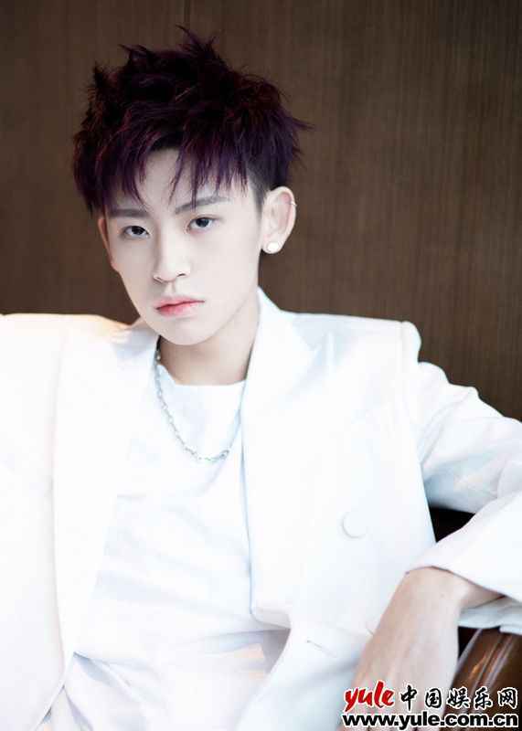 小鬼王琳凯励志单曲《不良少年》上线 巡演上海站即将开启