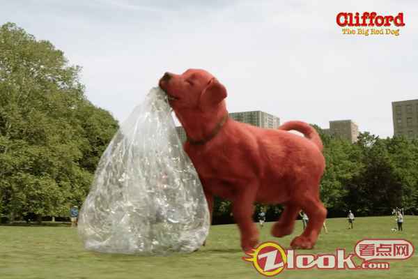 改编自同名经典畅销童书 电影《大红狗克里弗》北美定档9月17日