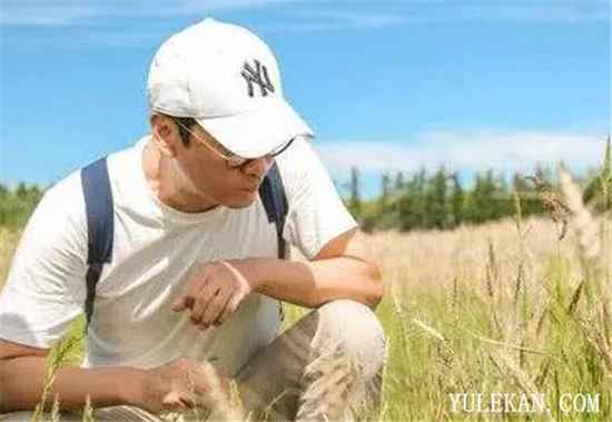 周杰隐退娱乐圈后他在做什么？捐什么让网友暖心？