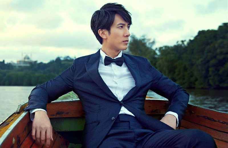 吴尊带妻子录制综艺节目《婚前21天》，无意小动作展现真实涵养