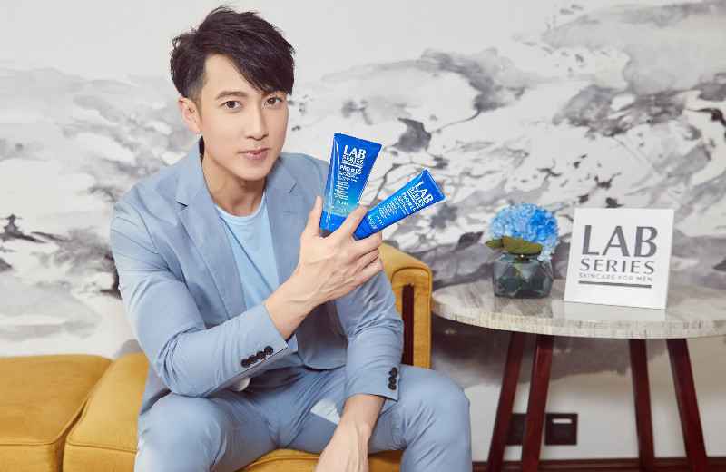 吴尊带妻子录制综艺节目《婚前21天》，无意小动作展现真实涵养