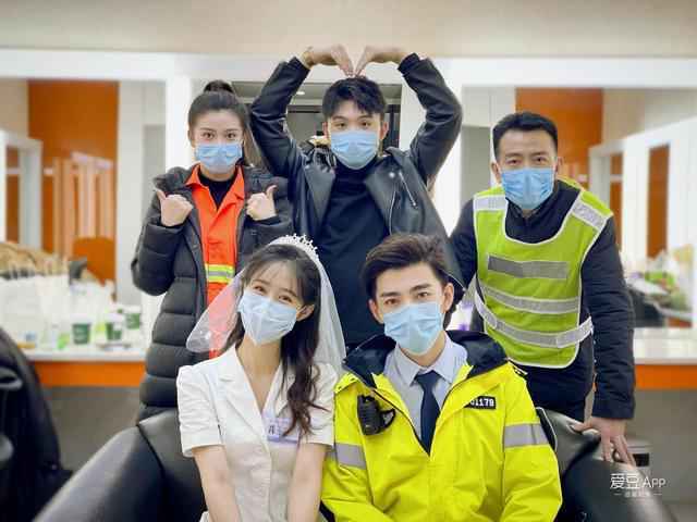 《闪电婚礼》梁田刘昱晗戳泪演绎抗疫故事