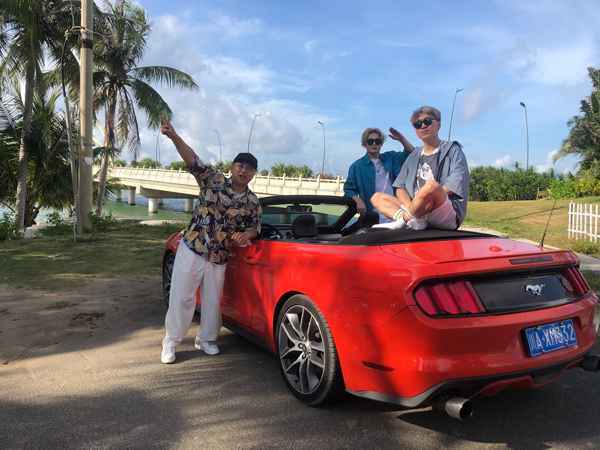 阿里郎新歌《玫瑰玫瑰》浪漫上线 活泼曲风演绎夏日激情