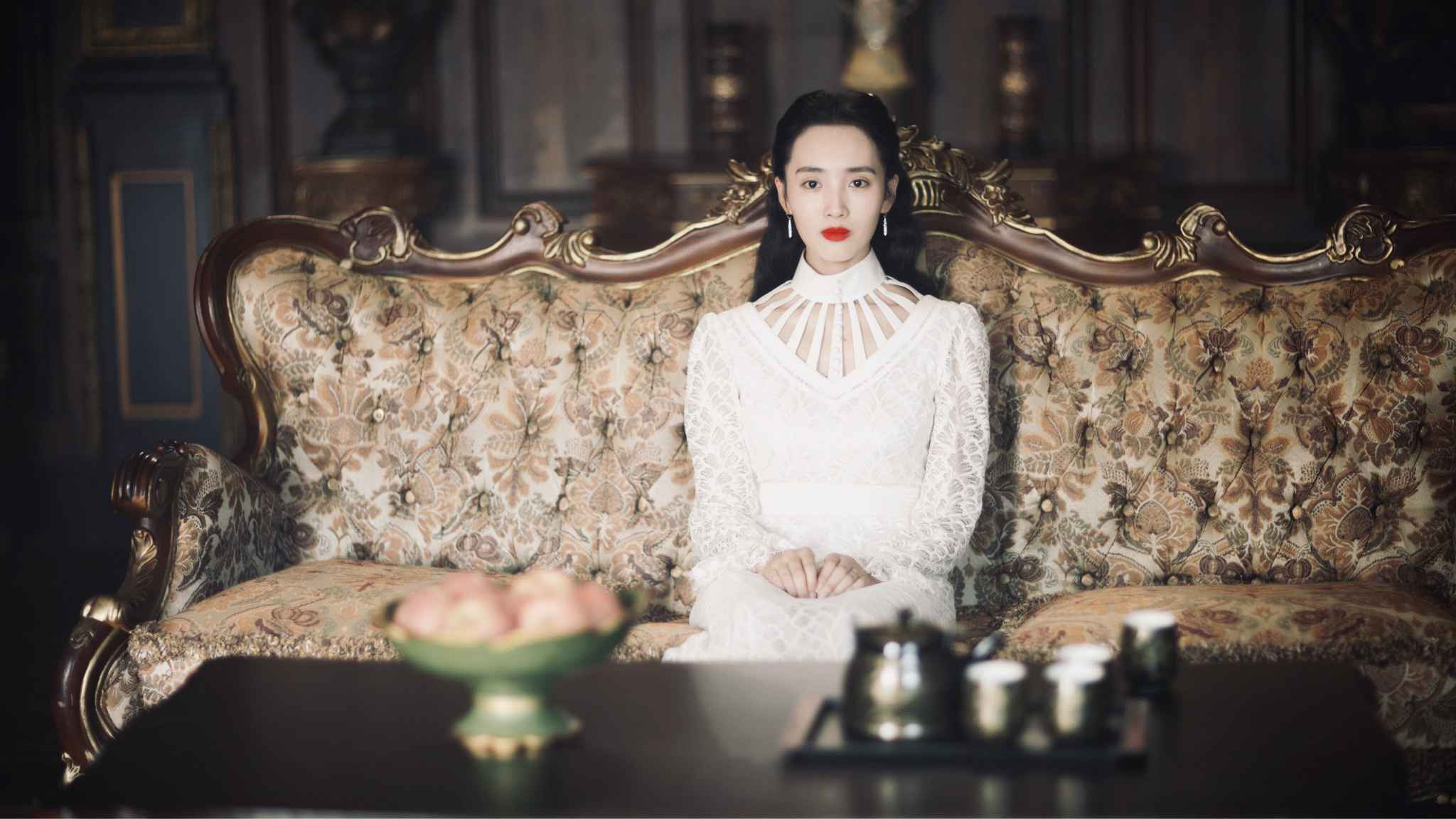 王紫璇《民初奇人传》收官演技爆发 深夜发文与钟瑶告别