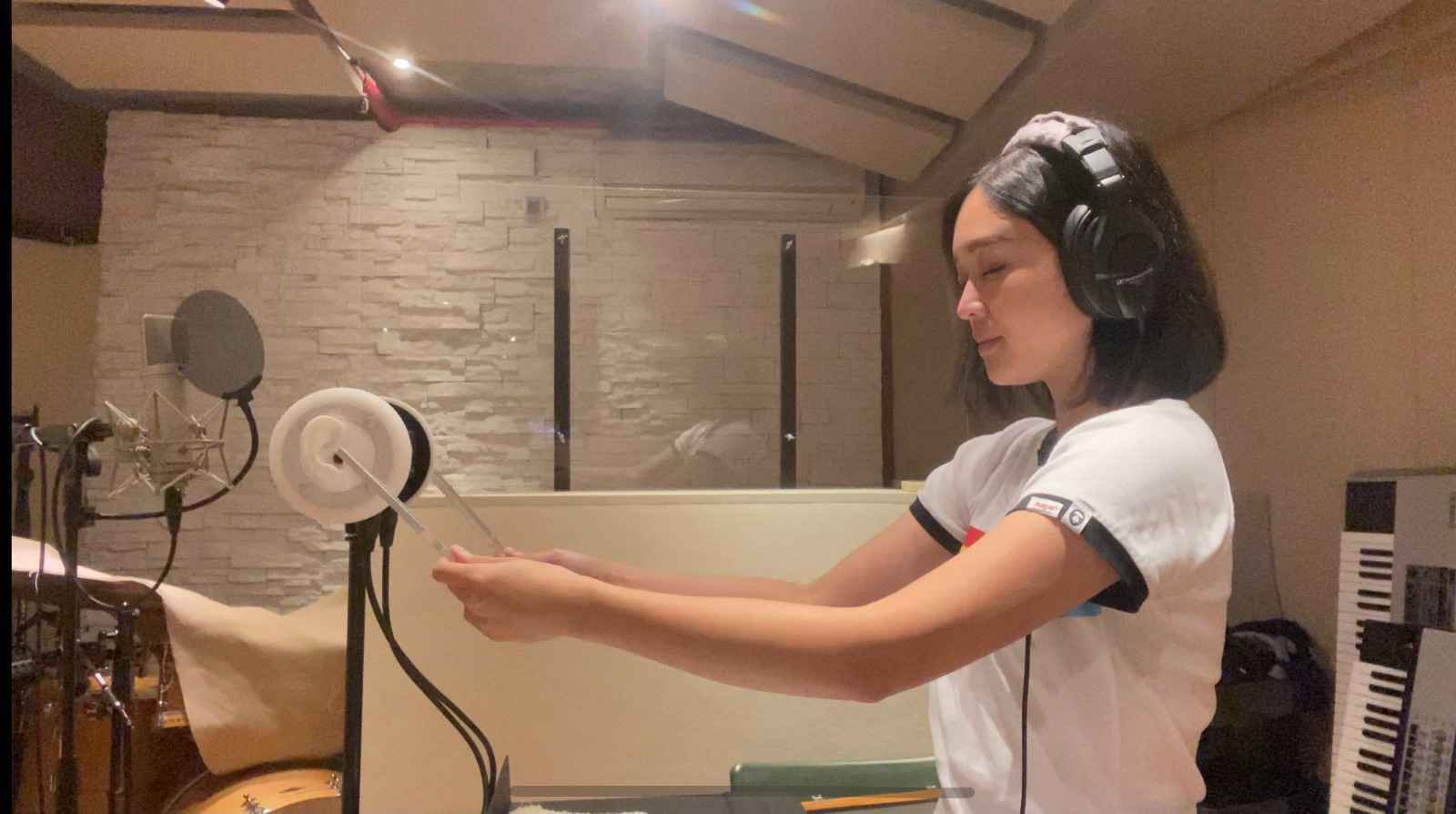 陈明憙全新粤语新歌《声之静》 结合音频治疗治愈痛楚