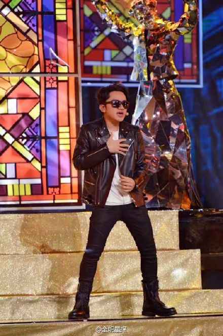 王祖蓝生日快乐 百变“蓝”君能量大