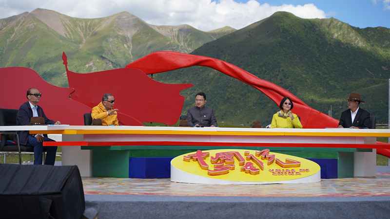 站上海拔新高度，让雪山作证、大地倾听——《中国正在说》推出脱贫攻坚系列特别节目