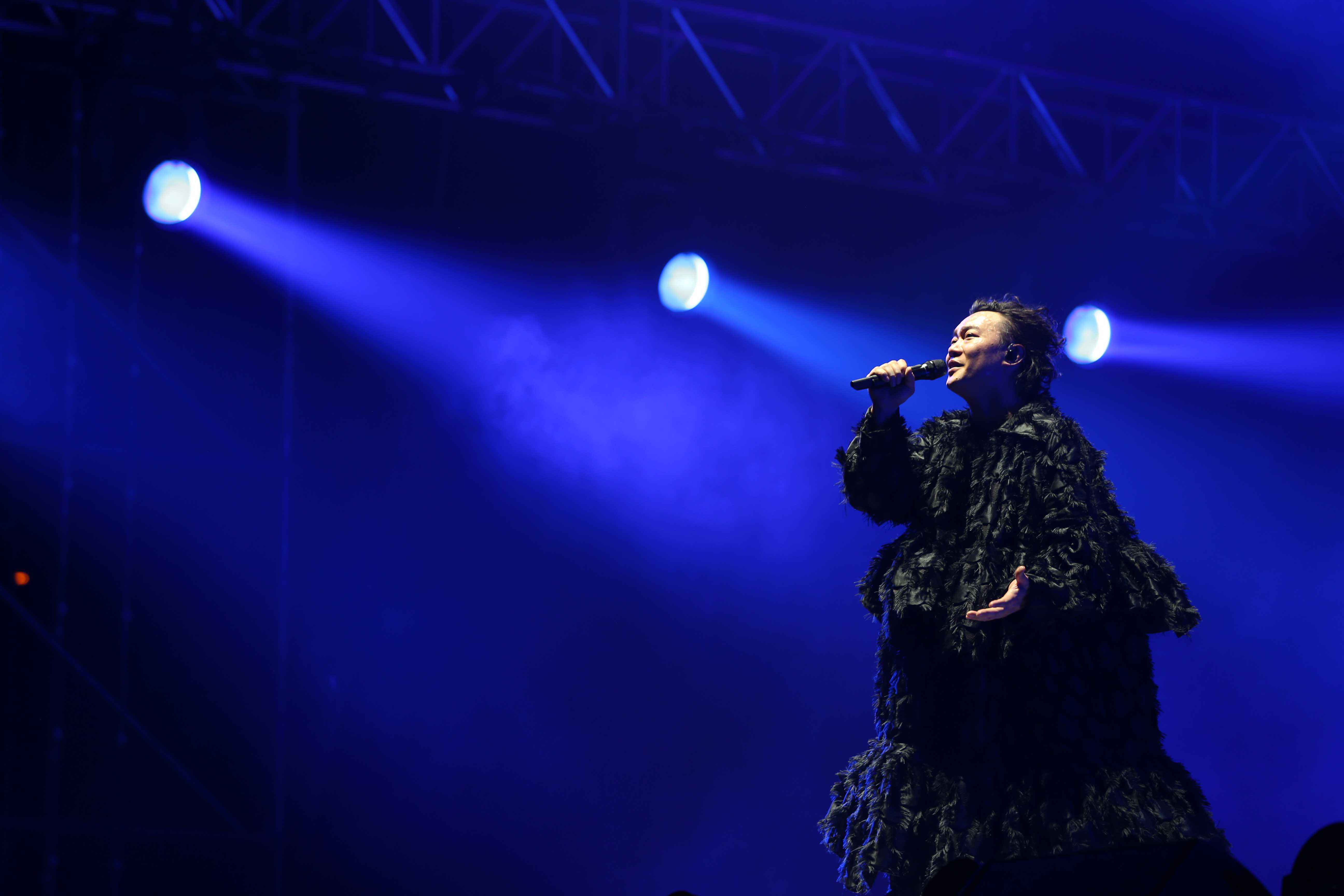 Eason陈奕迅首次分享接连四场演唱会心情