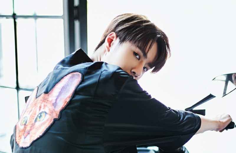 《天天向上》王一博想要变魔术，向节目组疯狂暗示，粉丝全力支持