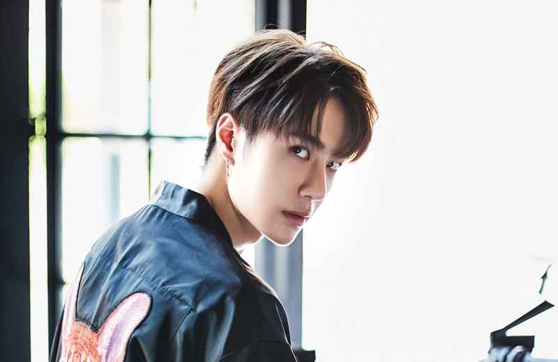 《天天向上》王一博想要变魔术，向节目组疯狂暗示，粉丝全力支持